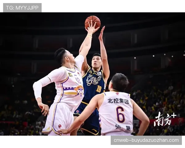 北控男篮主场增设“第二现场”超大投影观赛区,吸引数千无票球迷 北控男篮主场增设“第二现场”超大投影观赛区,吸引数千无票球迷